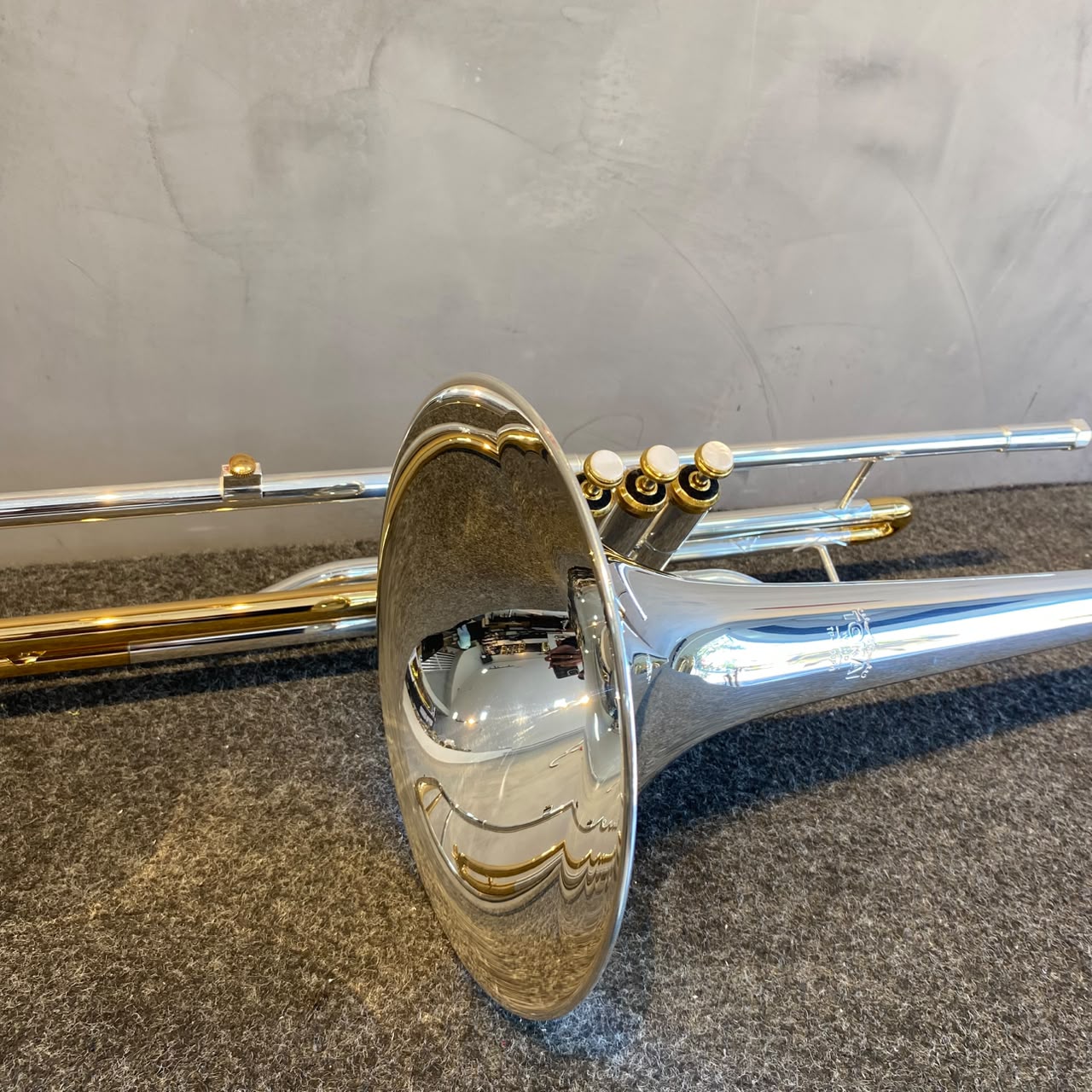 Trombone longo Tokai TP-200PG Sib – Prata C Dourado – NOVO