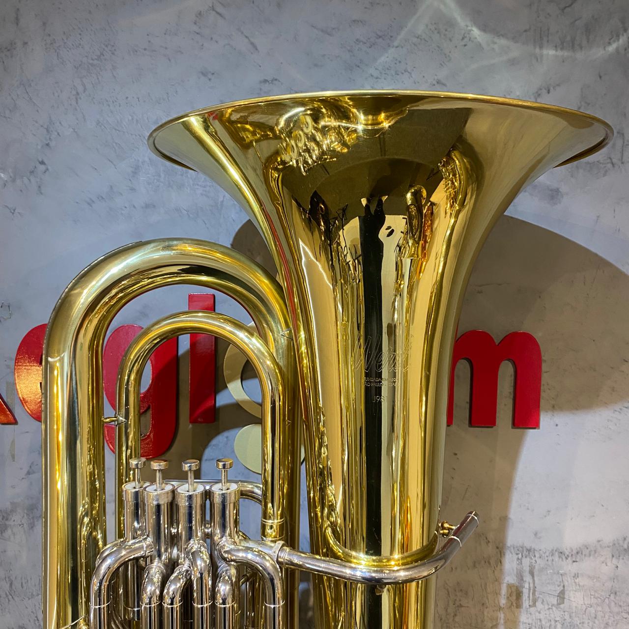 Tuba Weril J981 - Laqueada