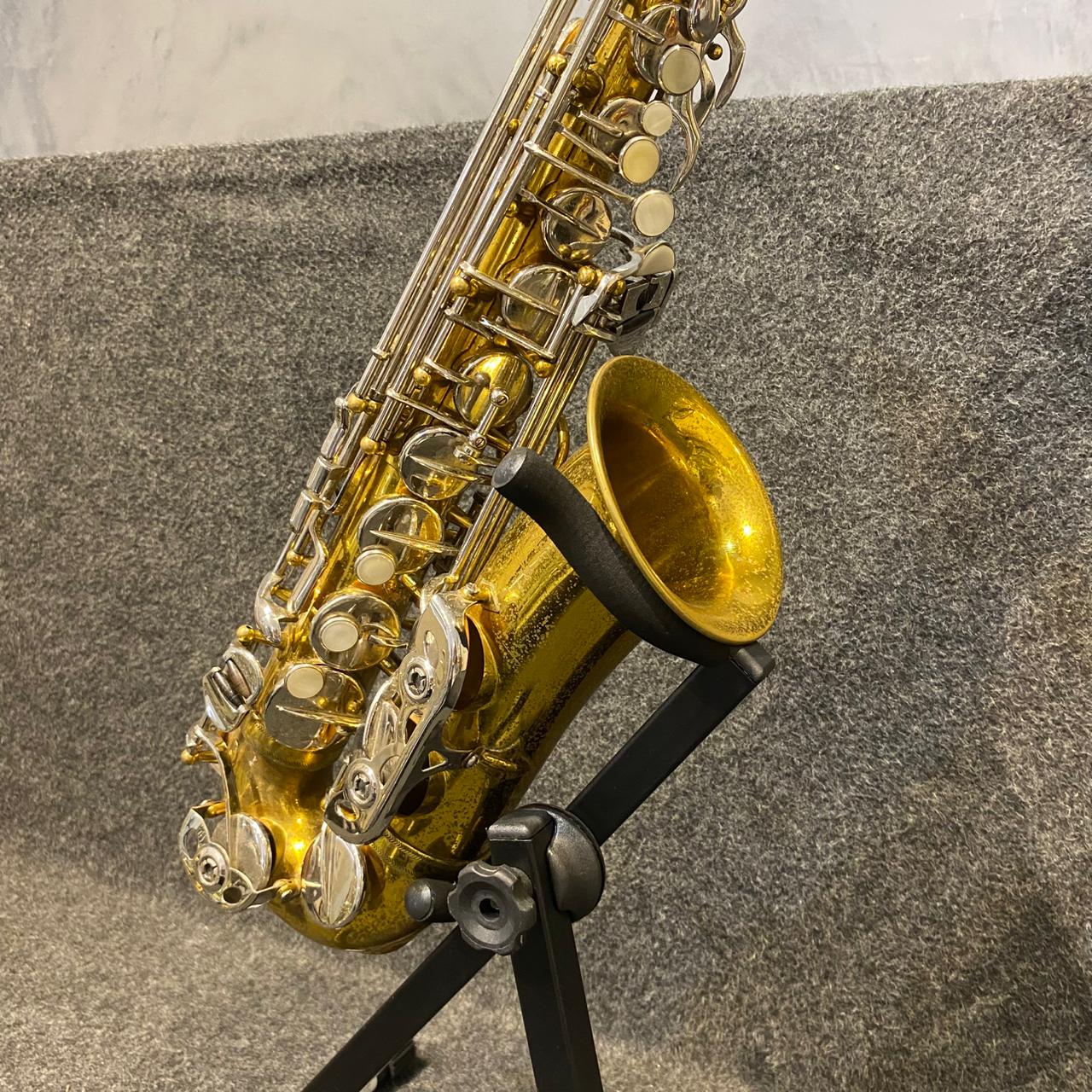 Saxofone Lafayette Laqueado – Usado