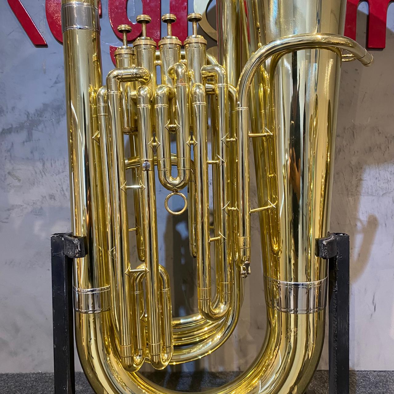 Tuba Jahnke Laqueada Sib - Usada