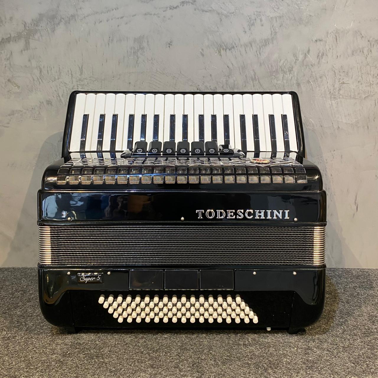 Acordeon Todeschini 80 Baixos - Preto