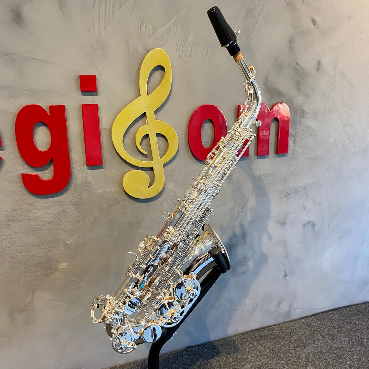 Sax alto Sebastian - Novo