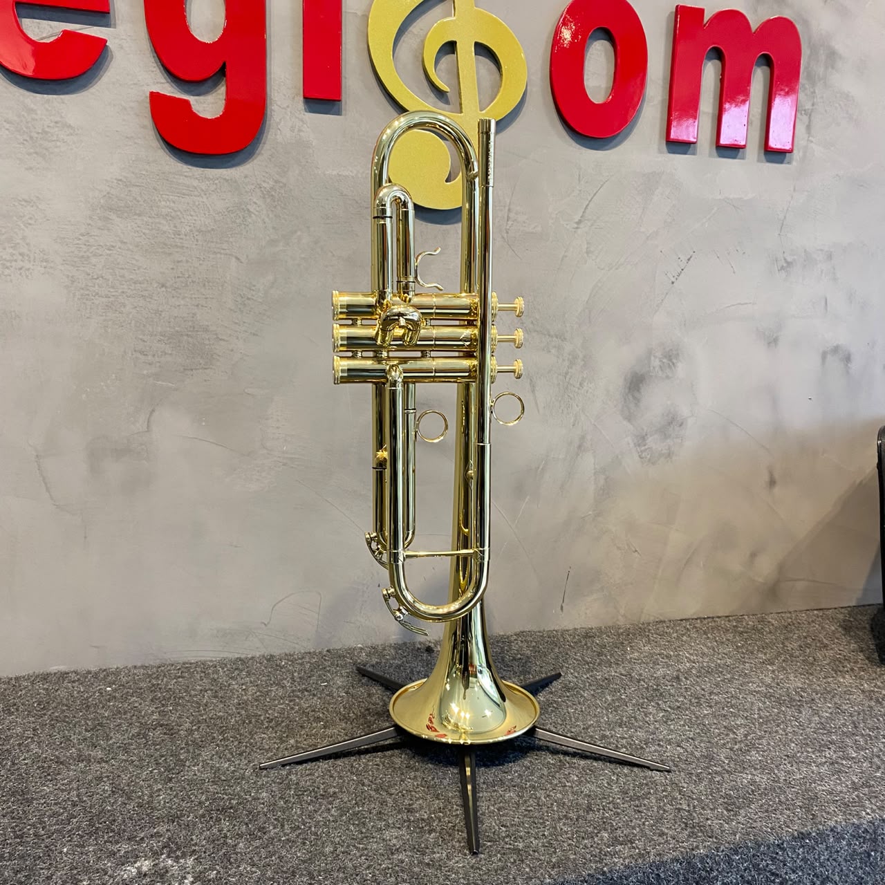 Trompete Remma Sib Laqueado - Novo