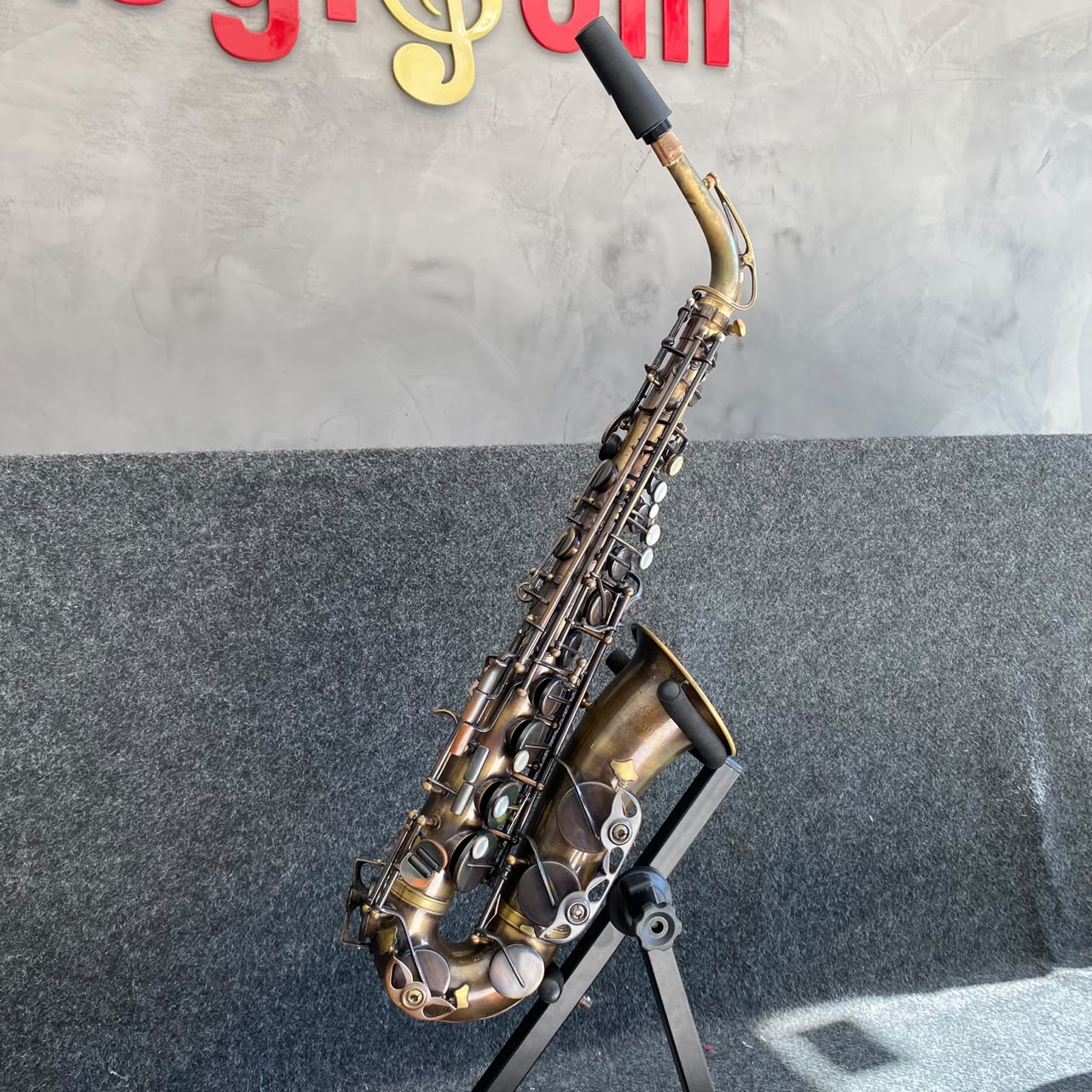 Saxofone E.M Winston - Usado