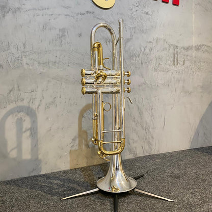 Trompete Tokai TR-400PG Sib (Bb) – Prata c/ Dourado – Vitrine