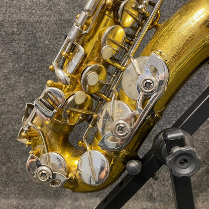 Saxofone Lafayette Laqueado – Usado