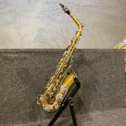 Saxofone Lafayette Laqueado – Usado