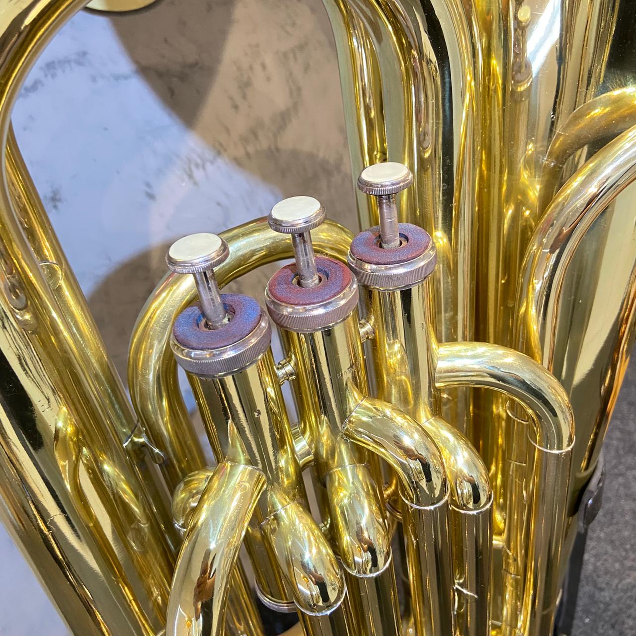 Tuba Weril J370 Laqueada - Usada