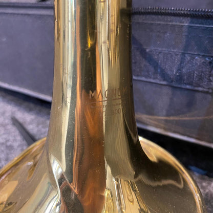 Trompete Magnum Laqueado Sib (Bb) – Usado