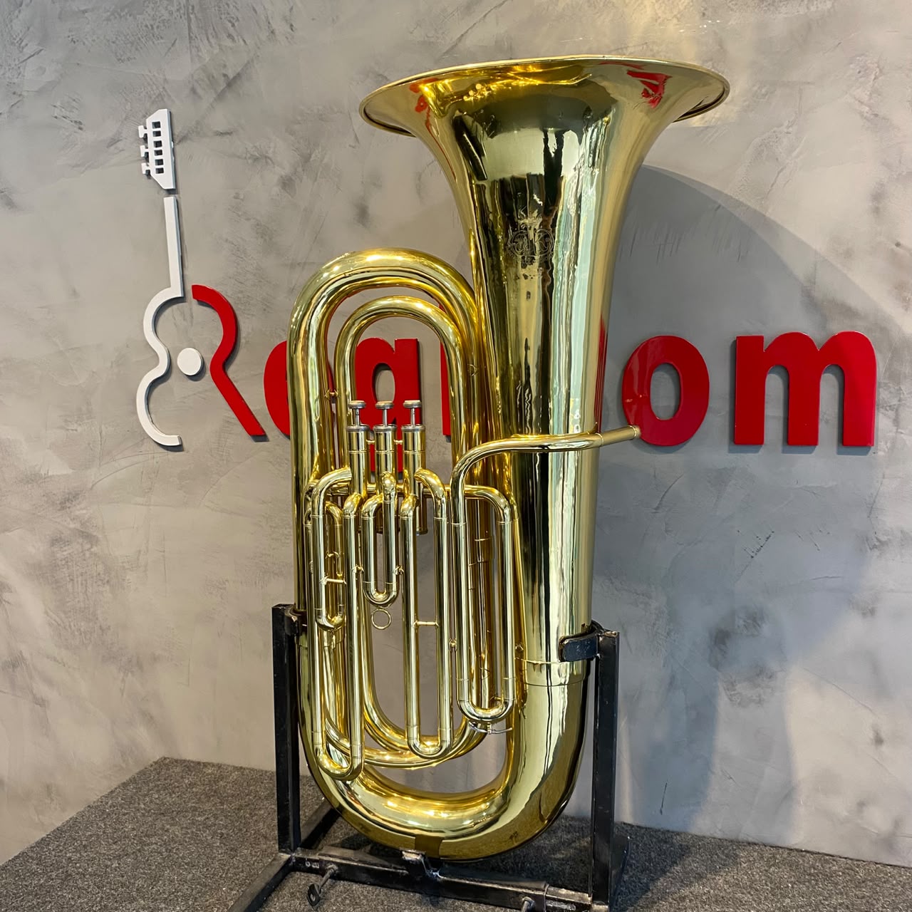 Tuba Amati Kraslice - Usada