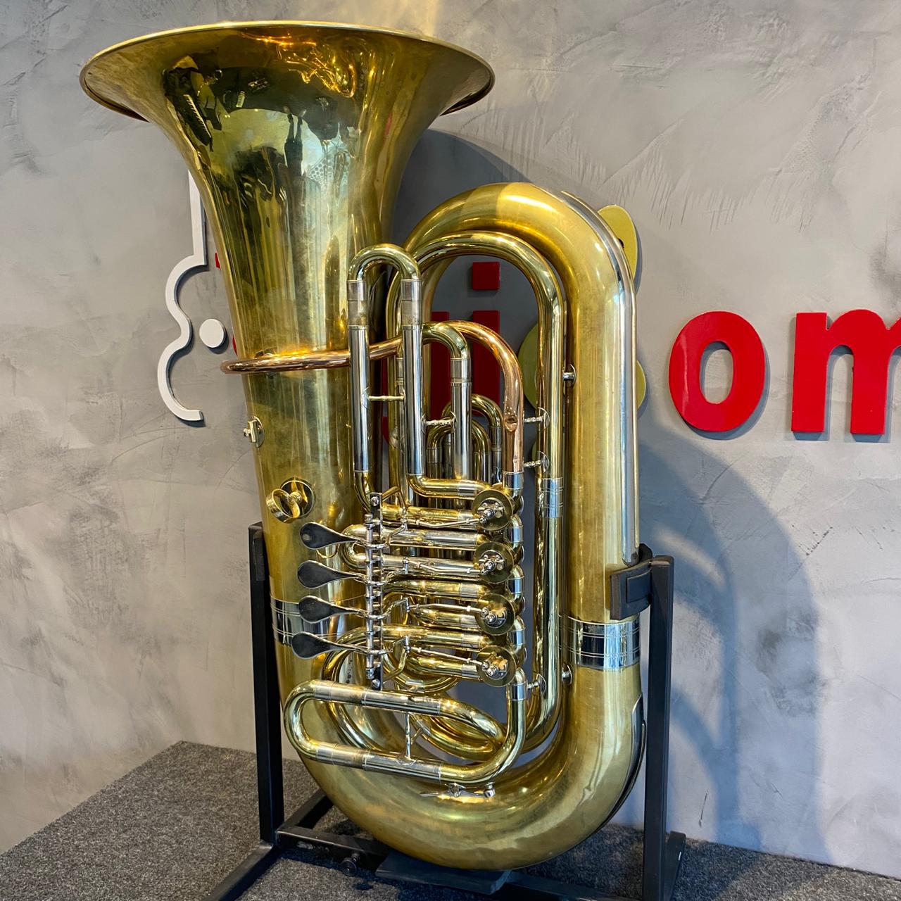 Tuba Quasar QTU703 Laqueada - Usada