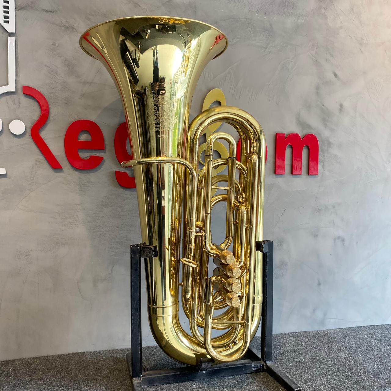 Tuba Weingrill TU3 - Usada