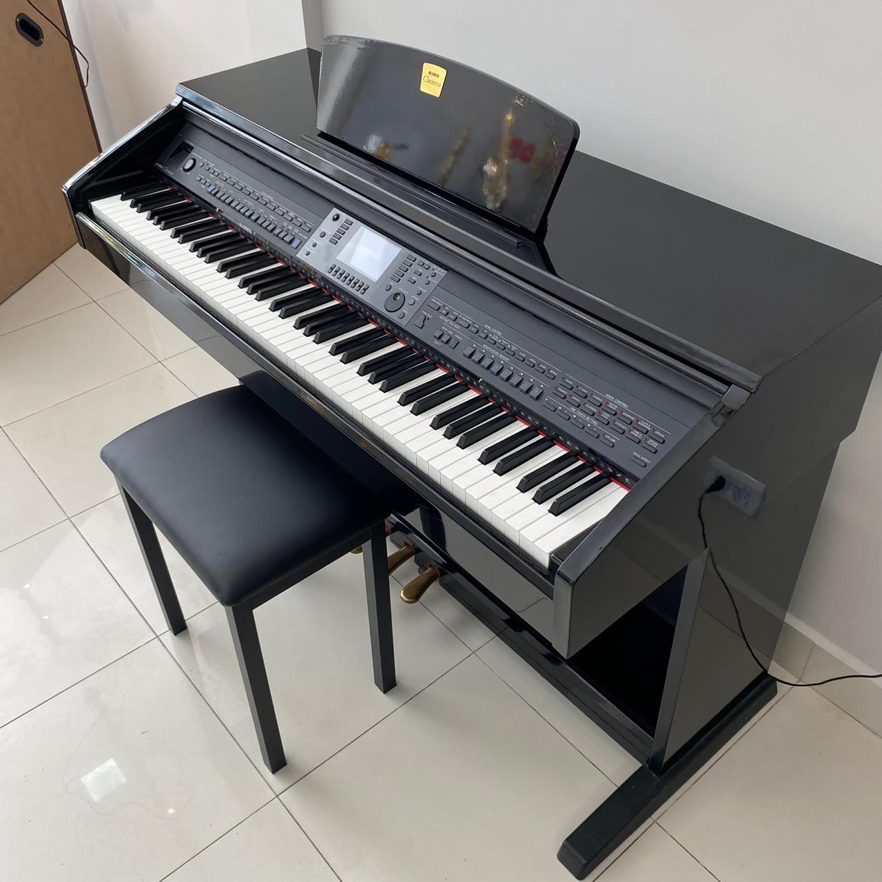 Piano Yamaha Clavinova CVP401 - Usado