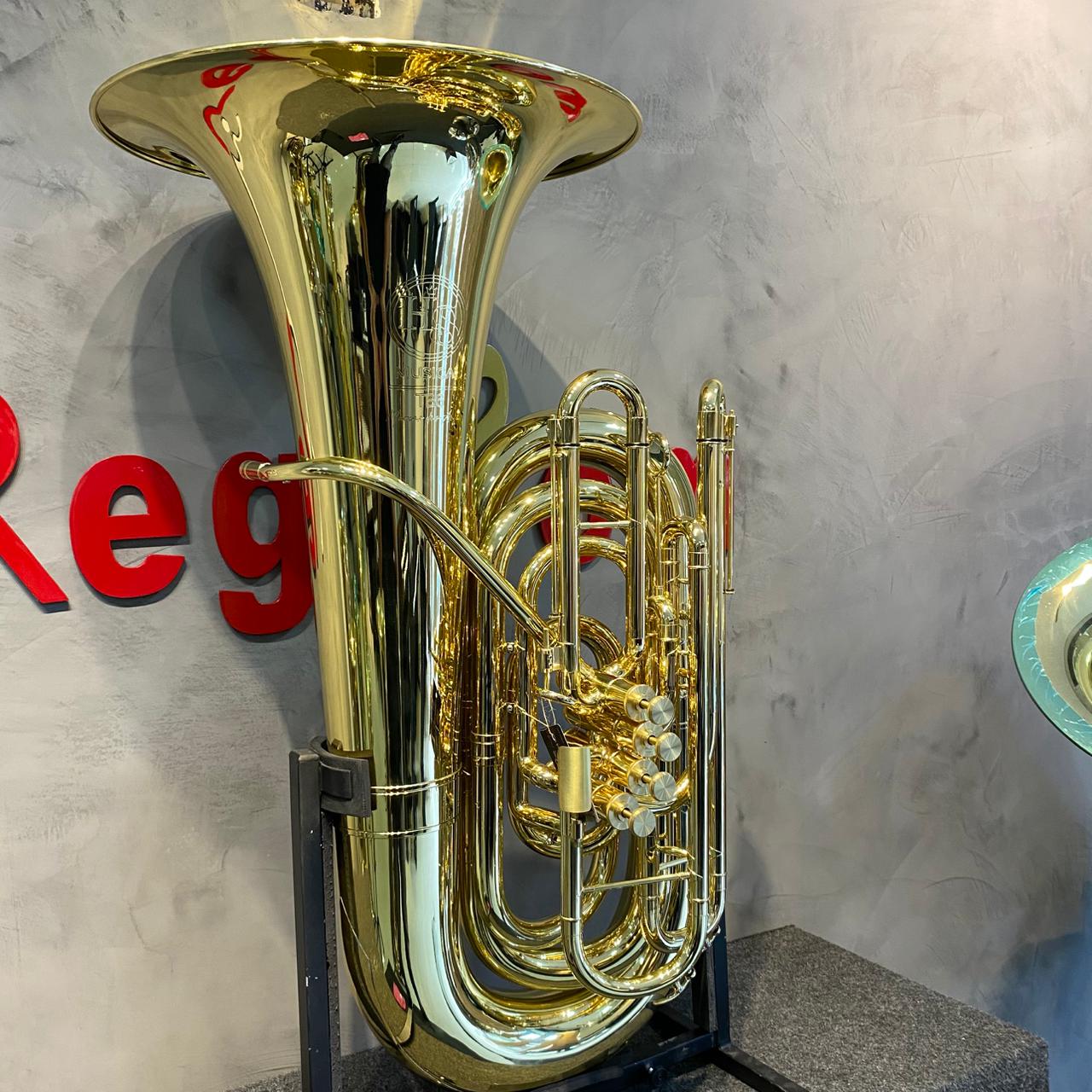 Tuba HSTB6 5/4 Bb – Semi-nova